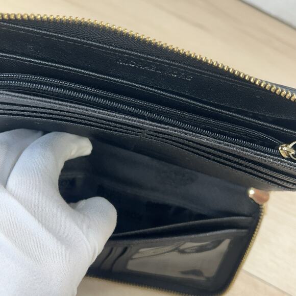 Michael Kors Jet Set Continental Large Black Wallet Pebbled Leather Zippered - Picture 11 of 15